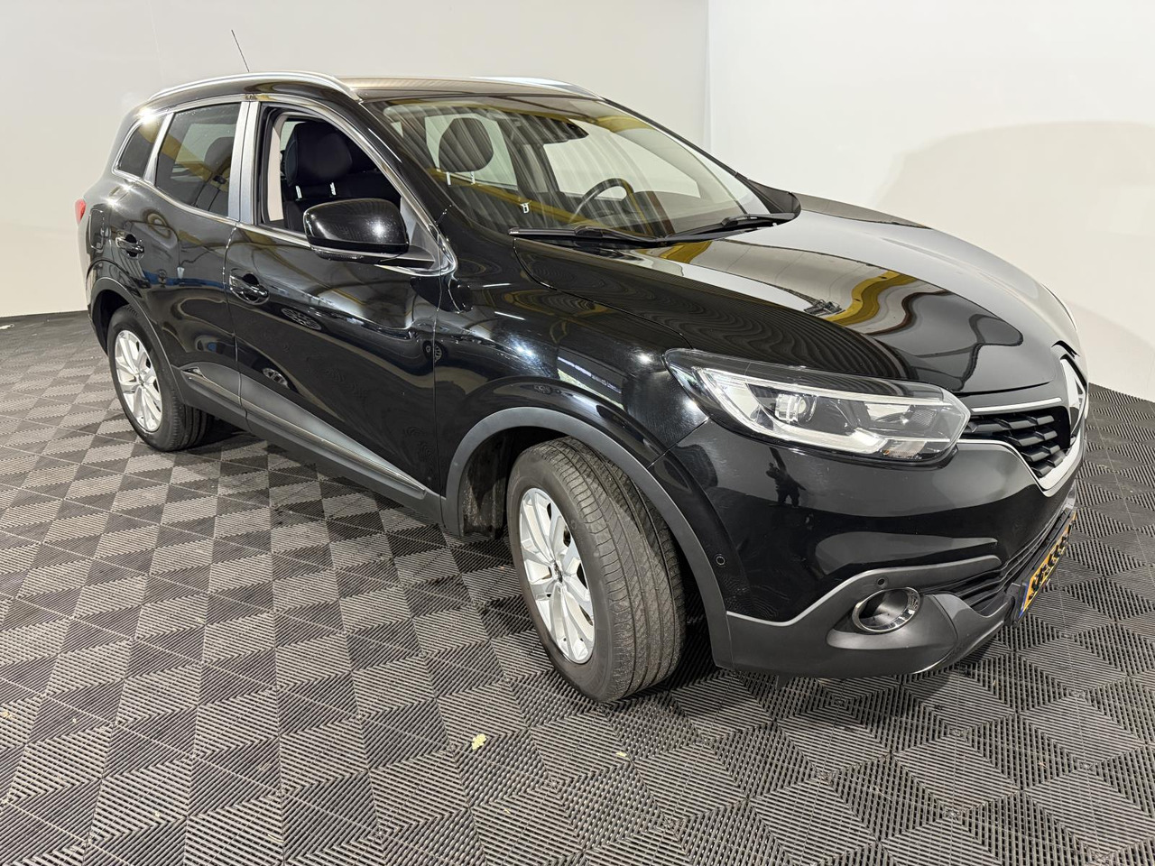 Renault | Kadjar | 1.2 TCe Intens | 2018 | 183.542 km | SB555X | Logisch - SUV/ Todoterreno: foto 3 Renault | Kadjar | 1.2 TCe Intens | 2018 | 183.542 km | SB555X | Logisch - SUV/ Todoterreno: foto 3