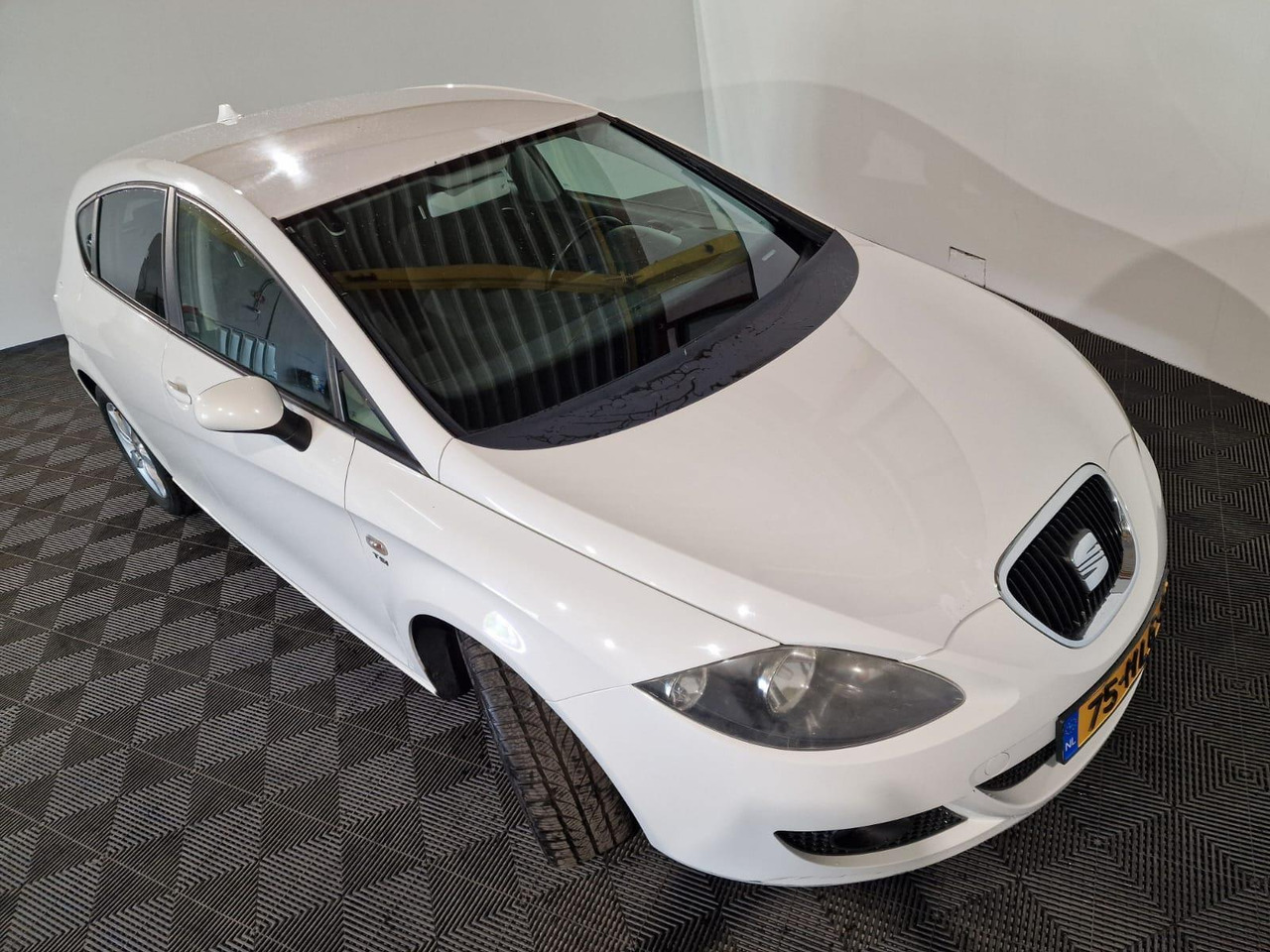 SEAT Leon 1.4 TSI Business Style 75-HLG-8 - Coche: foto 5 SEAT Leon 1.4 TSI Business Style 75-HLG-8 - Coche: foto 5