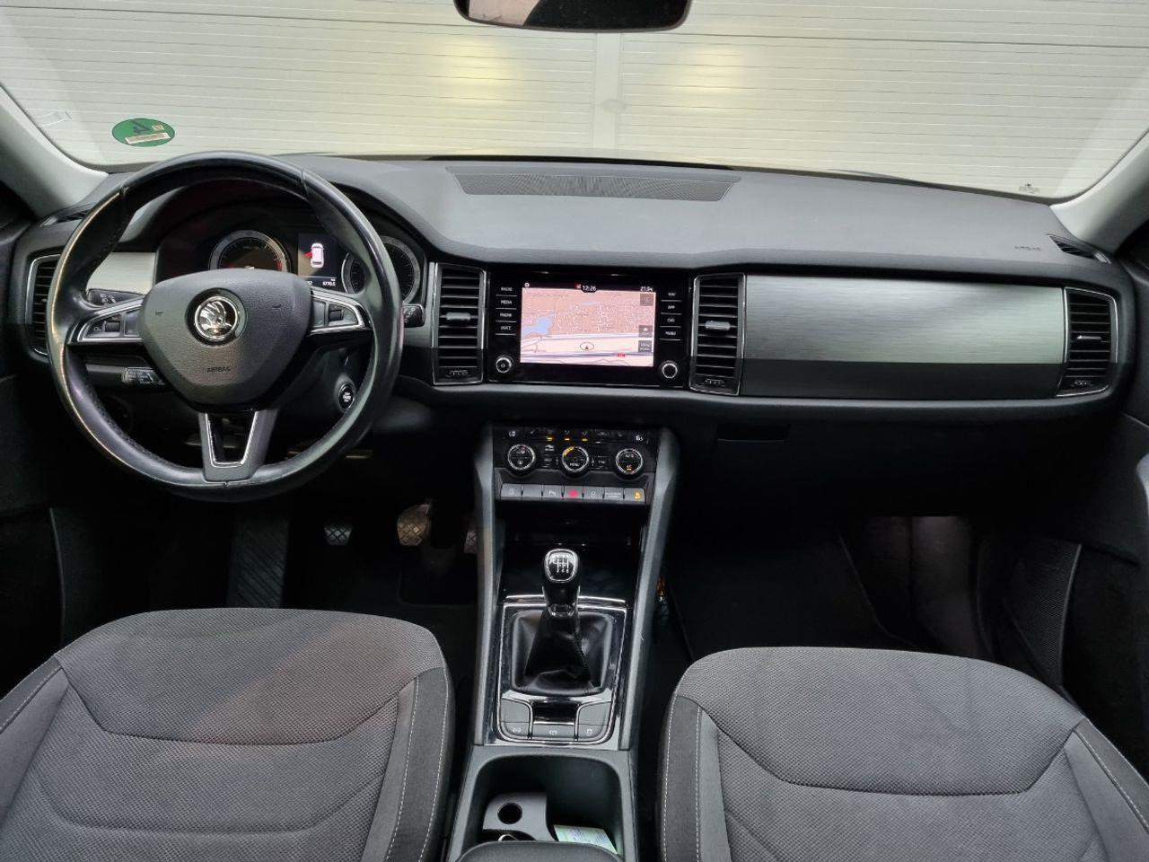 Skoda Kodiaq 1.4 TSI Ambition Business 7p. | 2018 | 218.652 km | RL448B | NAP: Logisch - SUV/ Todoterreno: foto 5 Skoda Kodiaq 1.4 TSI Ambition Business 7p. | 2018 | 218.652 km | RL448B | NAP: Logisch - SUV/ Todoterreno: foto 5