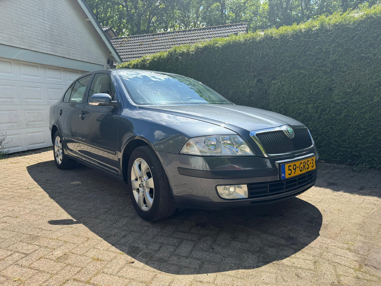 Skoda Octavia 1.6 Ambiente Attractive Business LPG G3 59-GRS-3 209.687 km - Coche: foto 2 Skoda Octavia 1.6 Ambiente Attractive Business LPG G3 59-GRS-3 209.687 km - Coche: foto 2