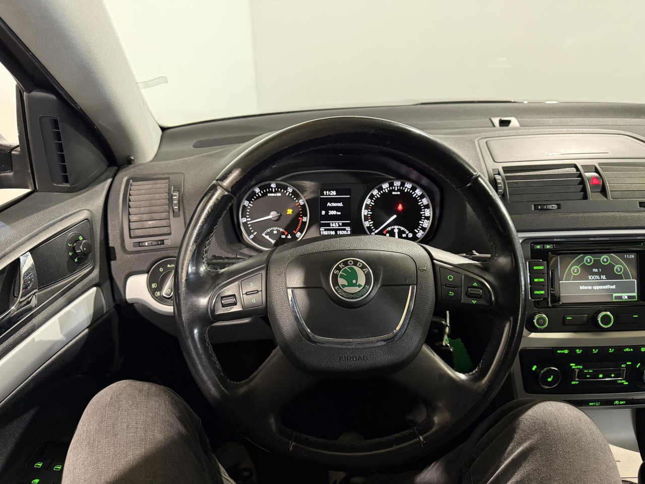 Skoda | Octavia Combi | 1.4 TSI Greentech Ambition Business Line | 2012 | 198.196 km | 01TGL8 | Logisch - Coche: foto 4 Skoda | Octavia Combi | 1.4 TSI Greentech Ambition Business Line | 2012 | 198.196 km | 01TGL8 | Logisch - Coche: foto 4