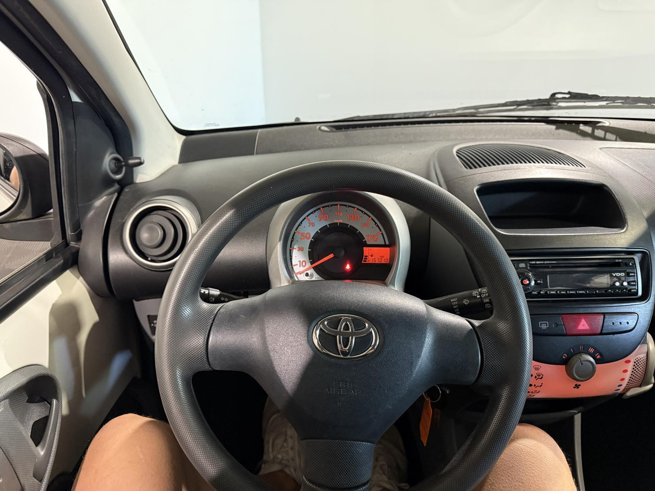 Toyota Aygo 1.0-12V Comfort PT-399-G 157.010 km - Coche: foto 2 Toyota Aygo 1.0-12V Comfort PT-399-G 157.010 km - Coche: foto 2