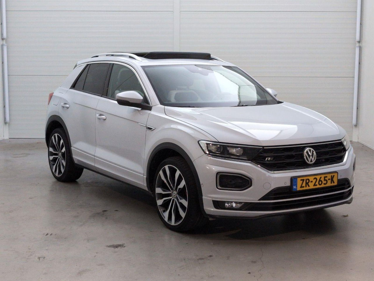 Volkswagen T-Roc 1.5 TSI Sport Business R | 2019 | 121.700 km | Automaat | ZR265K | NAP: Logisch - SUV/ Todoterreno: foto 2 Volkswagen T-Roc 1.5 TSI Sport Business R | 2019 | 121.700 km | Automaat | ZR265K | NAP: Logisch - SUV/ Todoterreno: foto 2