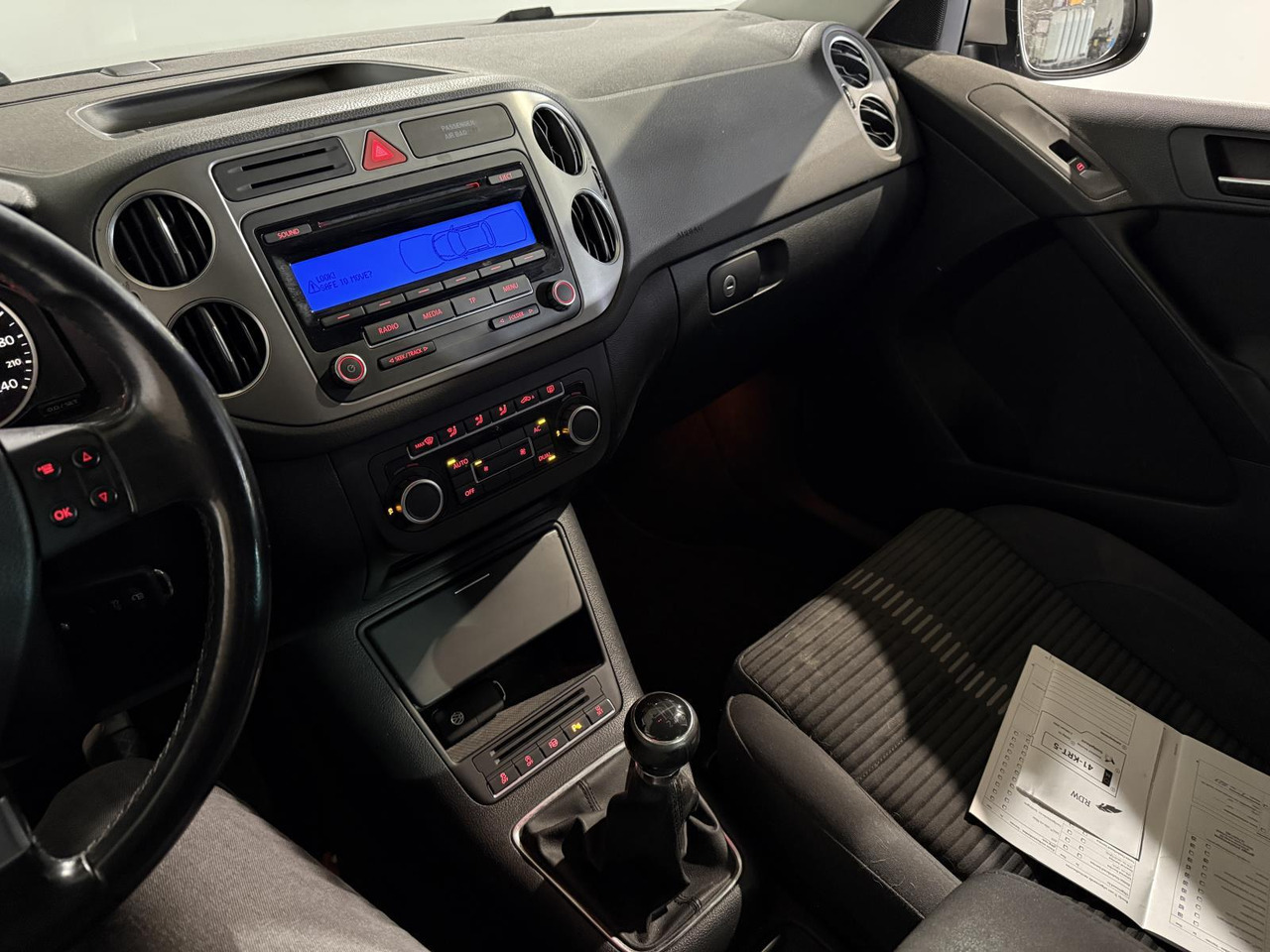 Volkswagen | Tiguan | 1.4 TSI Sport&Style | 2010 | 247.657 km | 41KRT5 | Logisch - SUV/ Todoterreno: foto 4 Volkswagen | Tiguan | 1.4 TSI Sport&Style | 2010 | 247.657 km | 41KRT5 | Logisch - SUV/ Todoterreno: foto 4