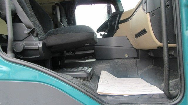 Mercedes-Benz 1842LS/37 mit Nebenantrieb Flansch - Cabeza tractora: foto 5 Mercedes-Benz 1842LS/37 mit Nebenantrieb Flansch - Cabeza tractora: foto 5