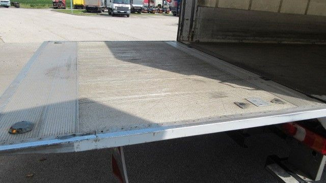Camión lona Mercedes-Benz 1524L Pr.LBW, Klima, Sperre, 7,7m, Schiebepl.: foto 19