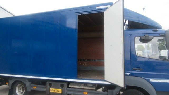 Mercedes-Benz 818L Koffer LBW, 1,5 to, Seitentüre - Camión caja cerrada: foto 5 Mercedes-Benz 818L Koffer LBW, 1,5 to, Seitentüre - Camión caja cerrada: foto 5