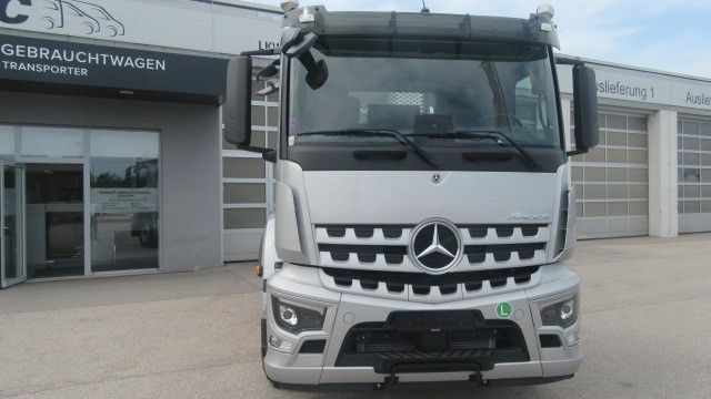 Mercedes-Benz Arocs 1846L 4x2 Absetztkipper km 1.700. Meiller - Camión volquete: foto 2 Mercedes-Benz Arocs 1846L 4x2 Absetztkipper km 1.700. Meiller - Camión volquete: foto 2