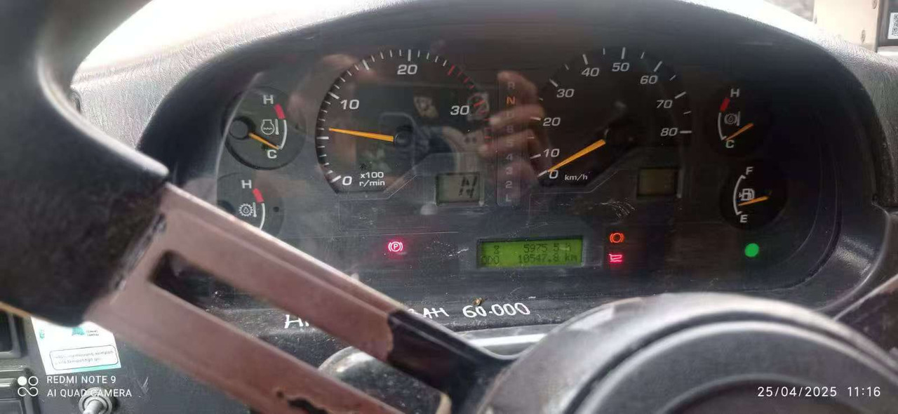 KOMATSU HD785-7 - Dúmper rígido: foto 3 KOMATSU HD785-7 - Dúmper rígido: foto 3