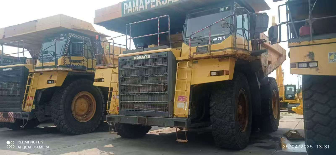 Komatsu HD785-7 - Camión caja cerrada: foto 4 Komatsu HD785-7 - Camión caja cerrada: foto 4