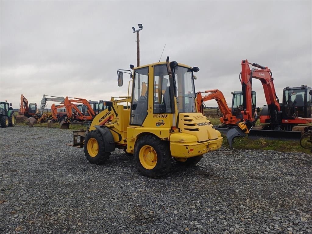 Komatsu WB70A Pyöräkuormaaja - Cargadora de ruedas: foto 3 Komatsu WB70A Pyöräkuormaaja - Cargadora de ruedas: foto 3