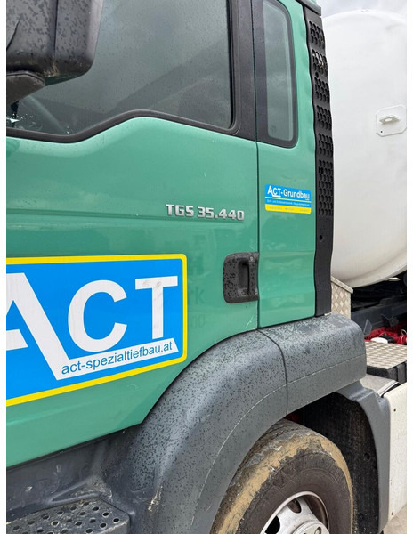 MAN TGS 32 - 440 - Camión portacontenedor de cadenas: foto 3 MAN TGS 32 - 440 - Camión portacontenedor de cadenas: foto 3