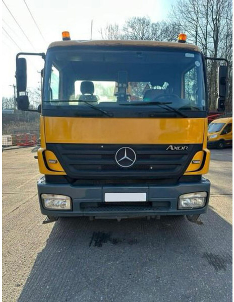 Mercedes-Benz Axor - Bomba de hormigon estacionaria: foto 2 Mercedes-Benz Axor - Bomba de hormigon estacionaria: foto 2