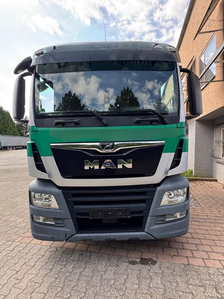 MAN TGS 26.460 2xAHK/2xLBW/Lenk-Lift/kpl.Zug - Camión caja cerrada: foto 3 MAN TGS 26.460 2xAHK/2xLBW/Lenk-Lift/kpl.Zug - Camión caja cerrada: foto 3