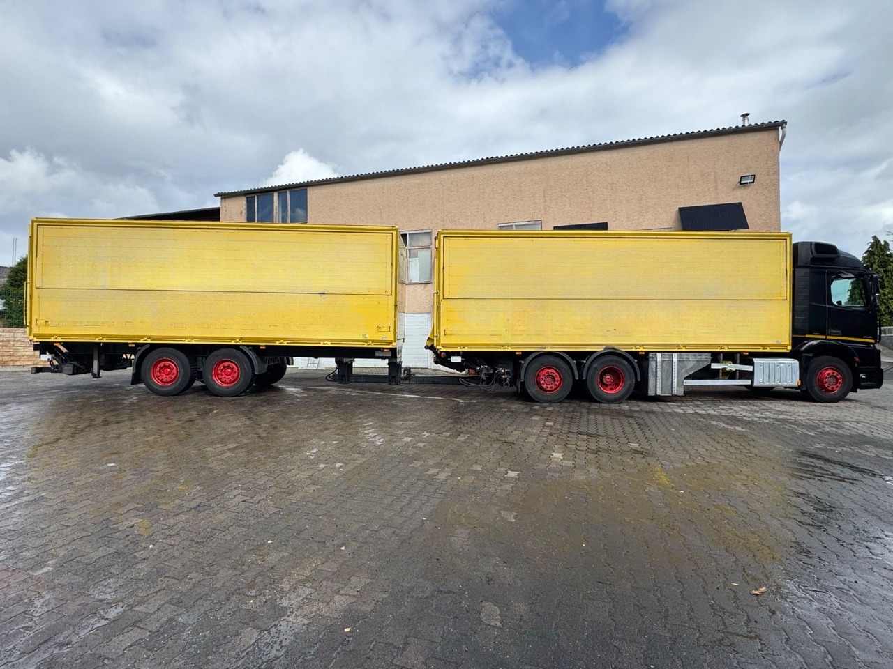 Mercedes-Benz Actros2545/2xLBW/Retarder/Lenk-Lift/Top-Zustand - Camión transporte de bebidas: foto 3 Mercedes-Benz Actros2545/2xLBW/Retarder/Lenk-Lift/Top-Zustand - Camión transporte de bebidas: foto 3