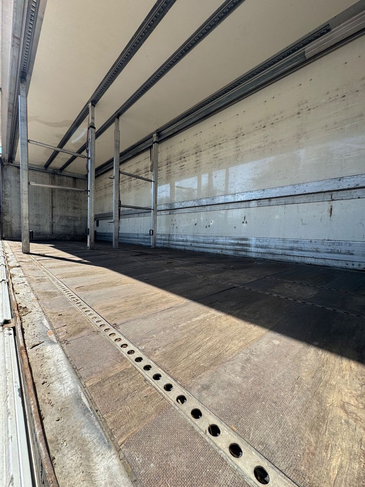 Mercedes-Benz Actros2545/Lift-Lenk/Mitnahmestp/Retarder - Camión caja cerrada: foto 4 Mercedes-Benz Actros2545/Lift-Lenk/Mitnahmestp/Retarder - Camión caja cerrada: foto 4