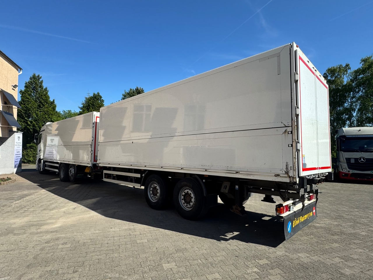 Mercedes-Benz Actros2545/Lift-Lenk/Mitnahmestp/Retder - Camión transporte de bebidas: foto 4 Mercedes-Benz Actros2545/Lift-Lenk/Mitnahmestp/Retder - Camión transporte de bebidas: foto 4