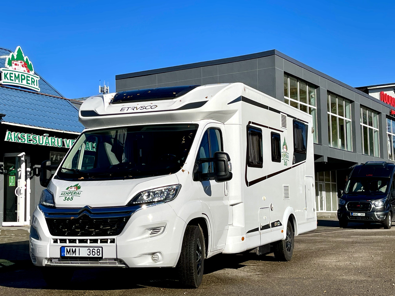 ETRUSCO T 7300 SB - Autocaravana perfilada: foto 2 ETRUSCO T 7300 SB - Autocaravana perfilada: foto 2