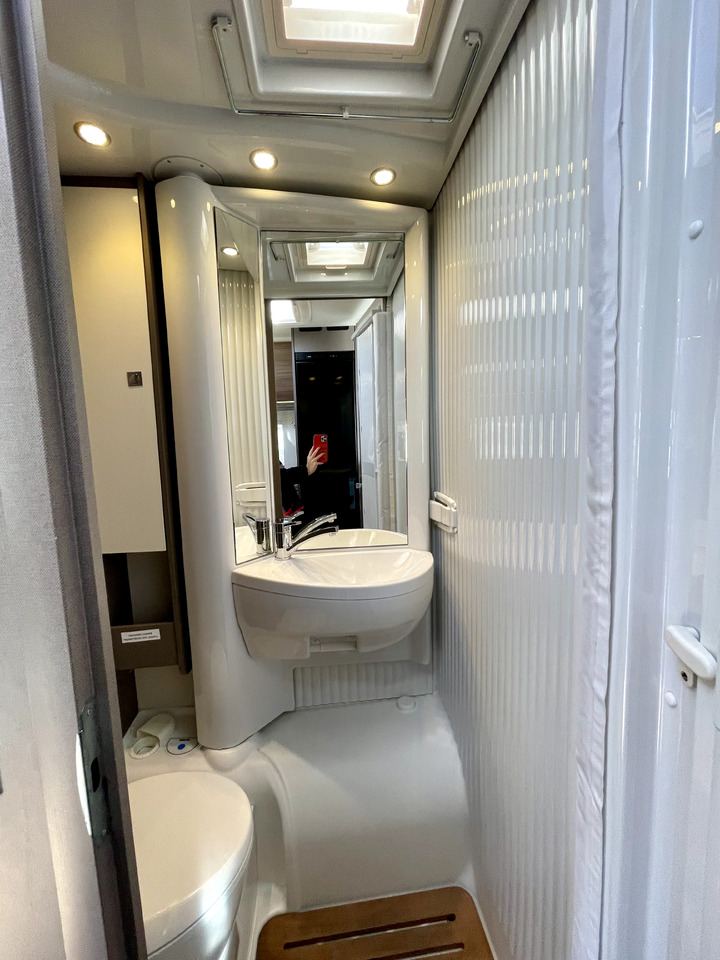 Autocaravana perfilada ETRUSCO T 7300 SB: foto 13