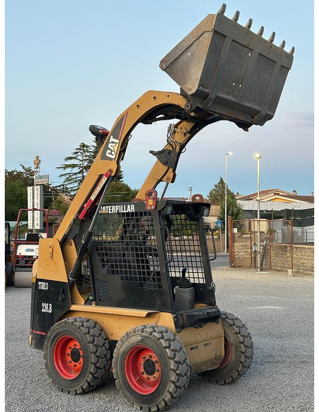 Minicargadora de cadenas Caterpillar 226BHF: foto 11