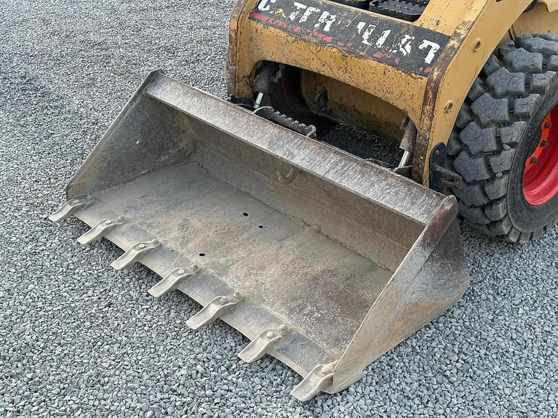 Minicargadora de cadenas Caterpillar 226BHF: foto 19