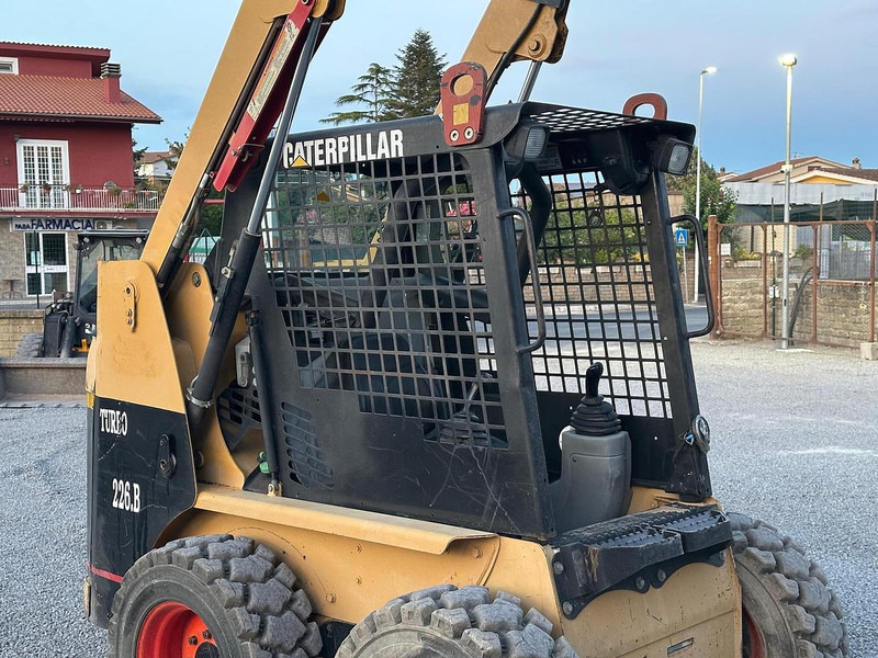 Minicargadora de cadenas Caterpillar 226BHF: foto 10