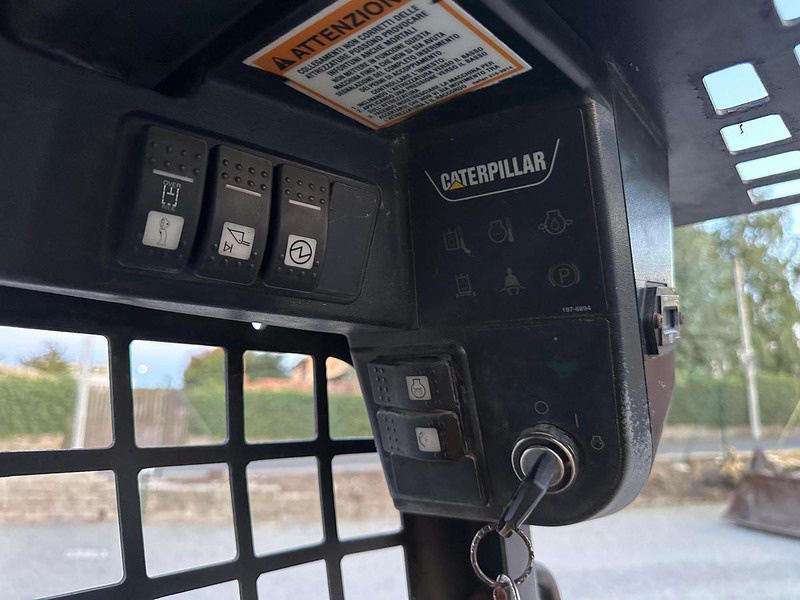 Minicargadora de cadenas Caterpillar 226BHF: foto 14