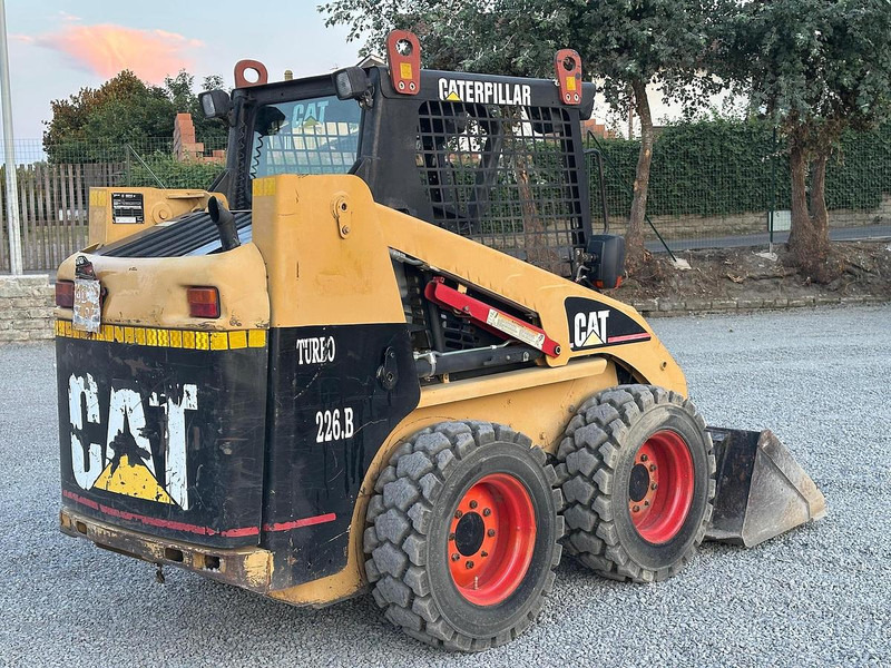 Caterpillar 226BHF - Minicargadora de cadenas: foto 4 Caterpillar 226BHF - Minicargadora de cadenas: foto 4