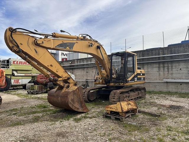 Caterpillar 318B - Excavadora: foto 1 Caterpillar 318B - Excavadora: foto 1