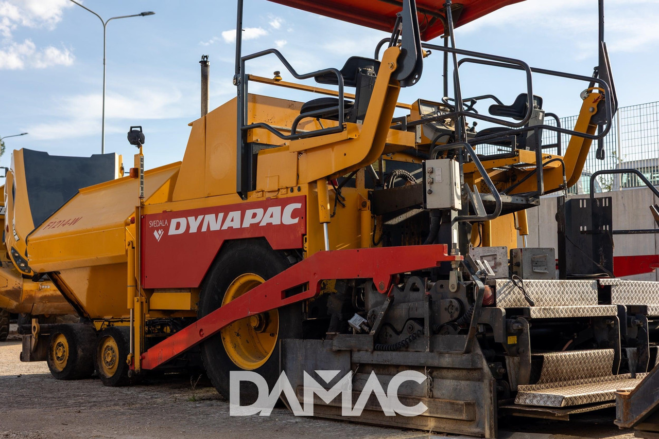 Pavimentadora de asfalto DYNAPAC F121-4W: foto 11 Pavimentadora de asfalto DYNAPAC F121-4W: foto 11