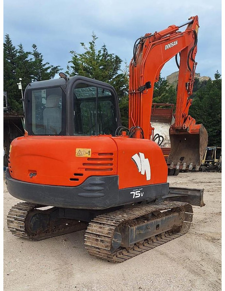 Doosan SOLAR 75V - Excavadora: foto 4 Doosan SOLAR 75V - Excavadora: foto 4