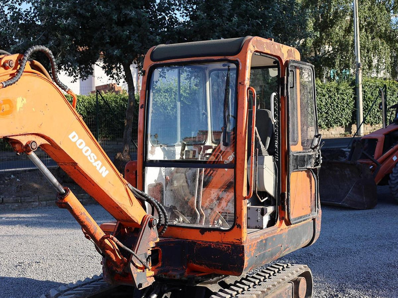 Miniexcavadora Doosan SOLAR035: foto 7
