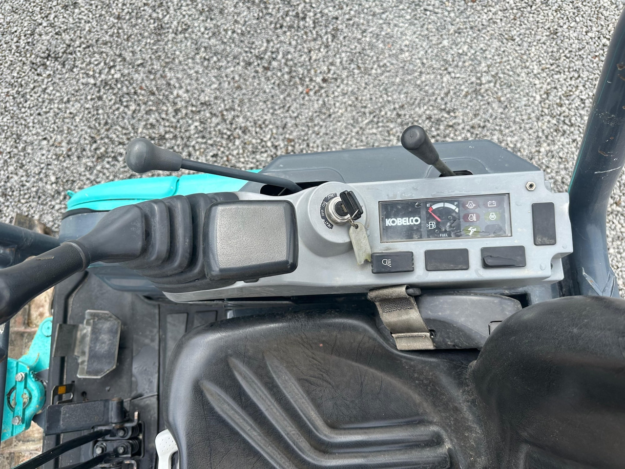 Miniexcavadora KOBELCO SK17SR-3E: foto 12