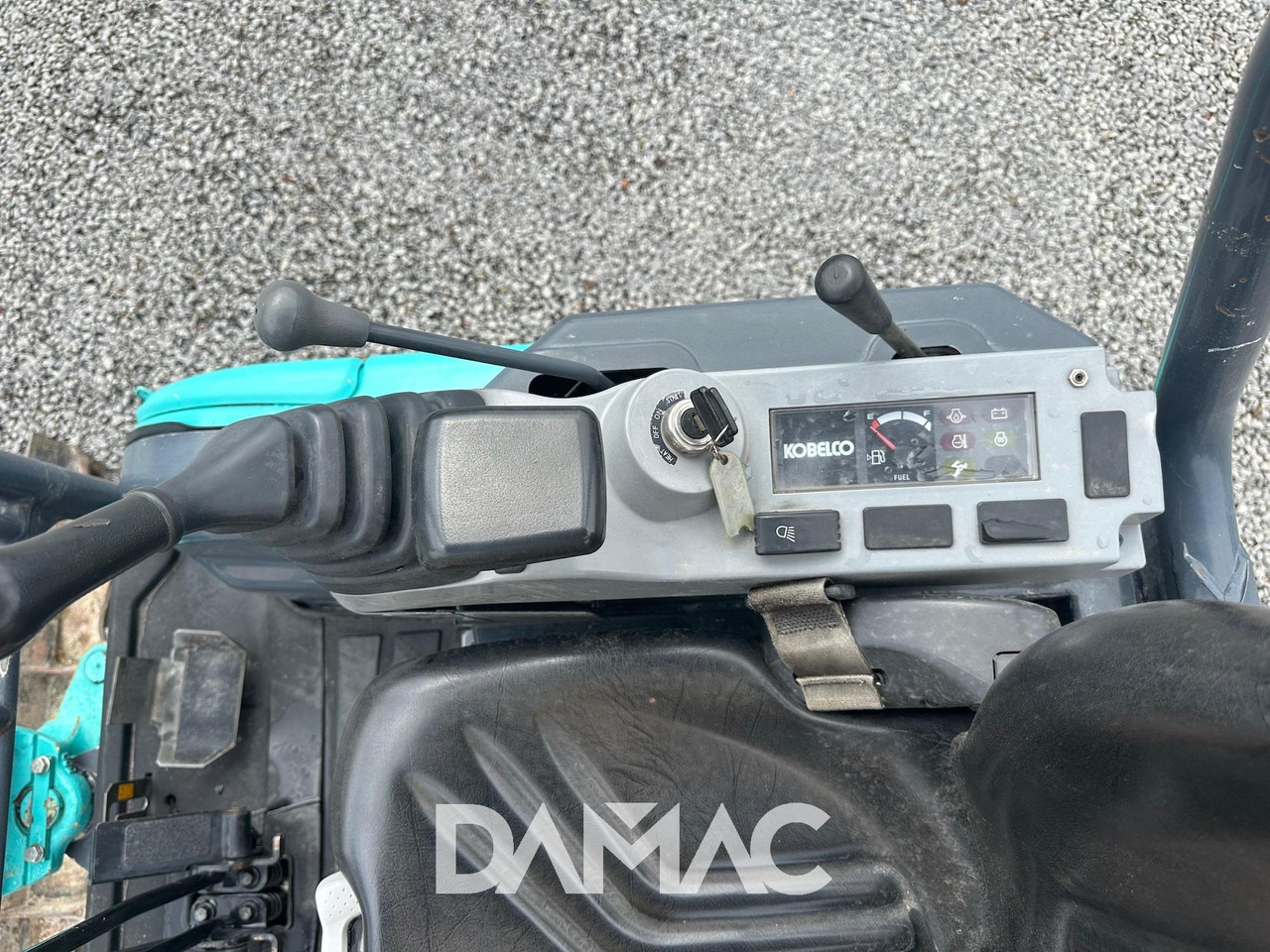 Miniexcavadora KOBELCO SK17SR-3E: foto 12 Miniexcavadora KOBELCO SK17SR-3E: foto 12