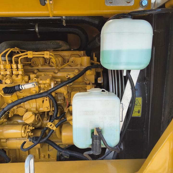 Excavadora de cadenas CATERPILLAR 307E2: foto 12