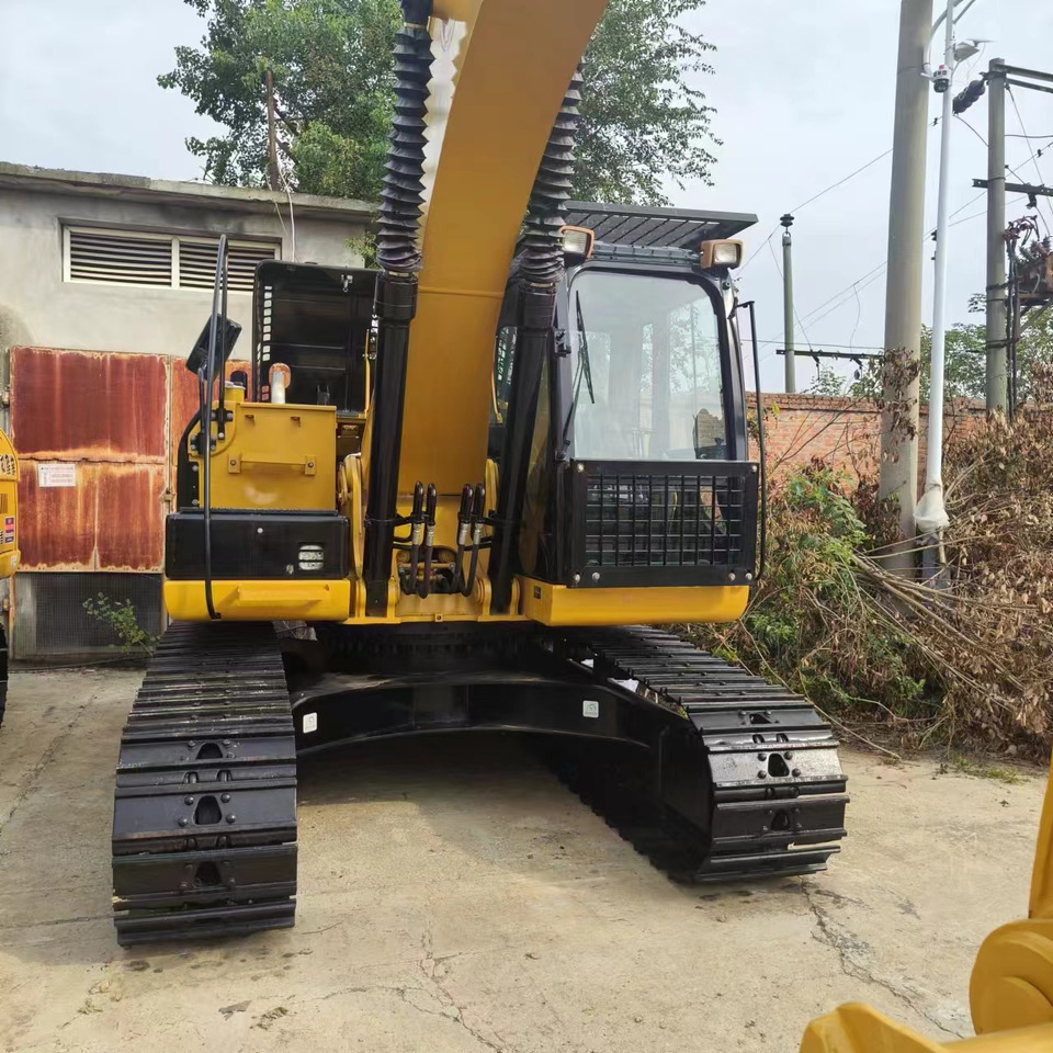 Excavadora de cadenas CATERPILLAR 320D2L: foto 8
