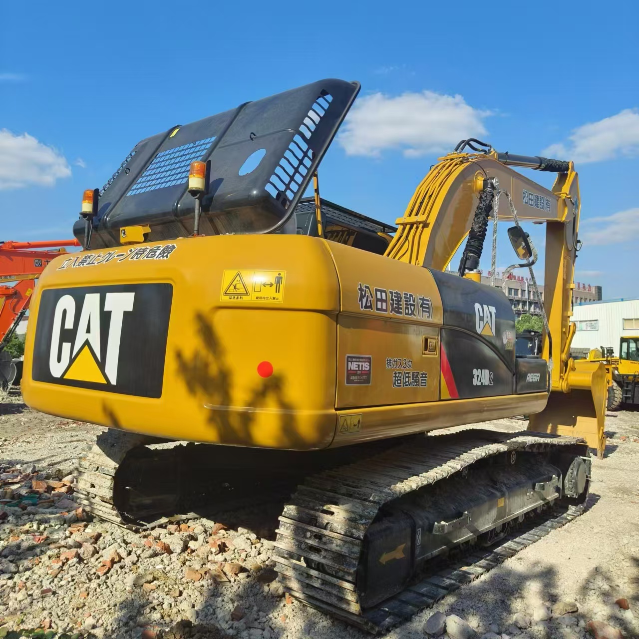 CATERPILLAR 324D - Excavadora de cadenas: foto 2 CATERPILLAR 324D - Excavadora de cadenas: foto 2