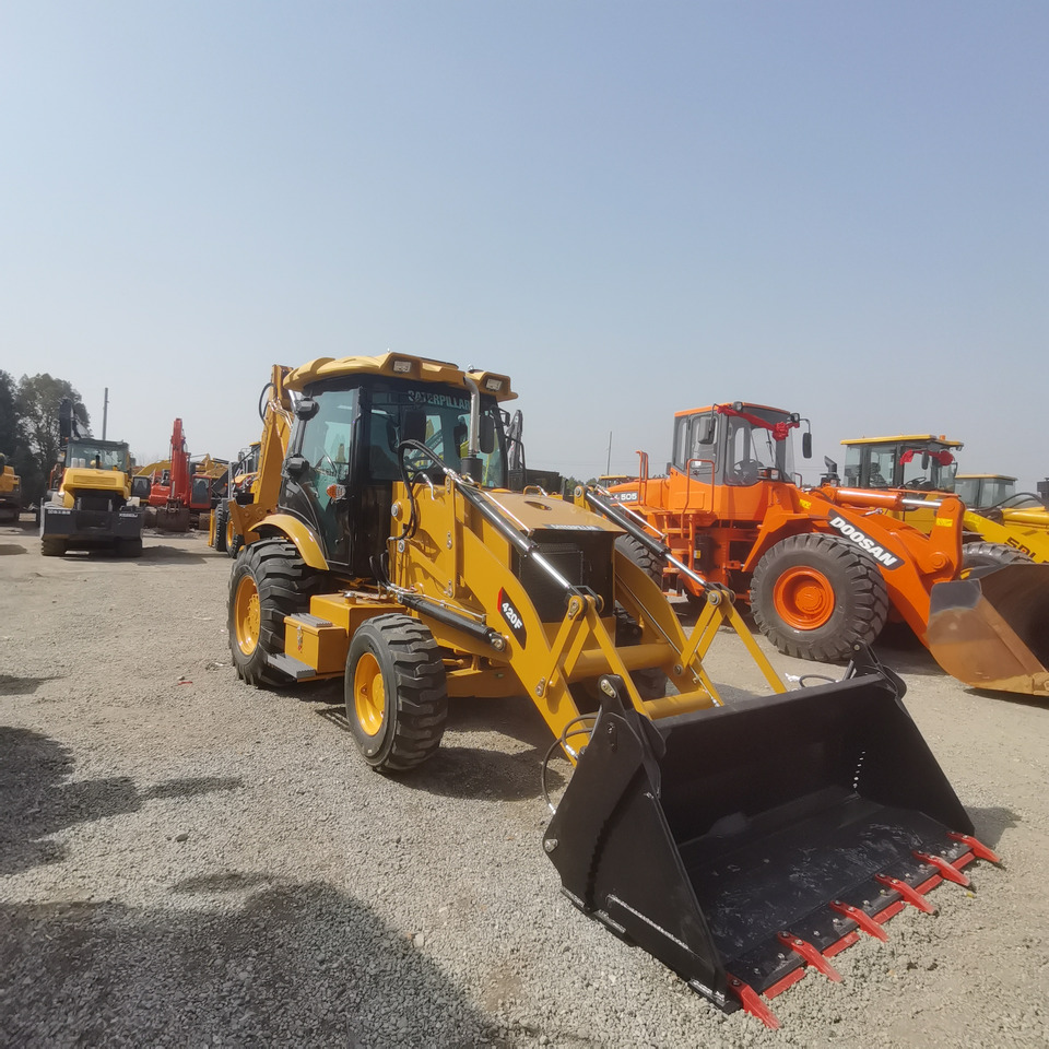 CATERPILLAR 420F - Retroexcavadora: foto 5 CATERPILLAR 420F - Retroexcavadora: foto 5