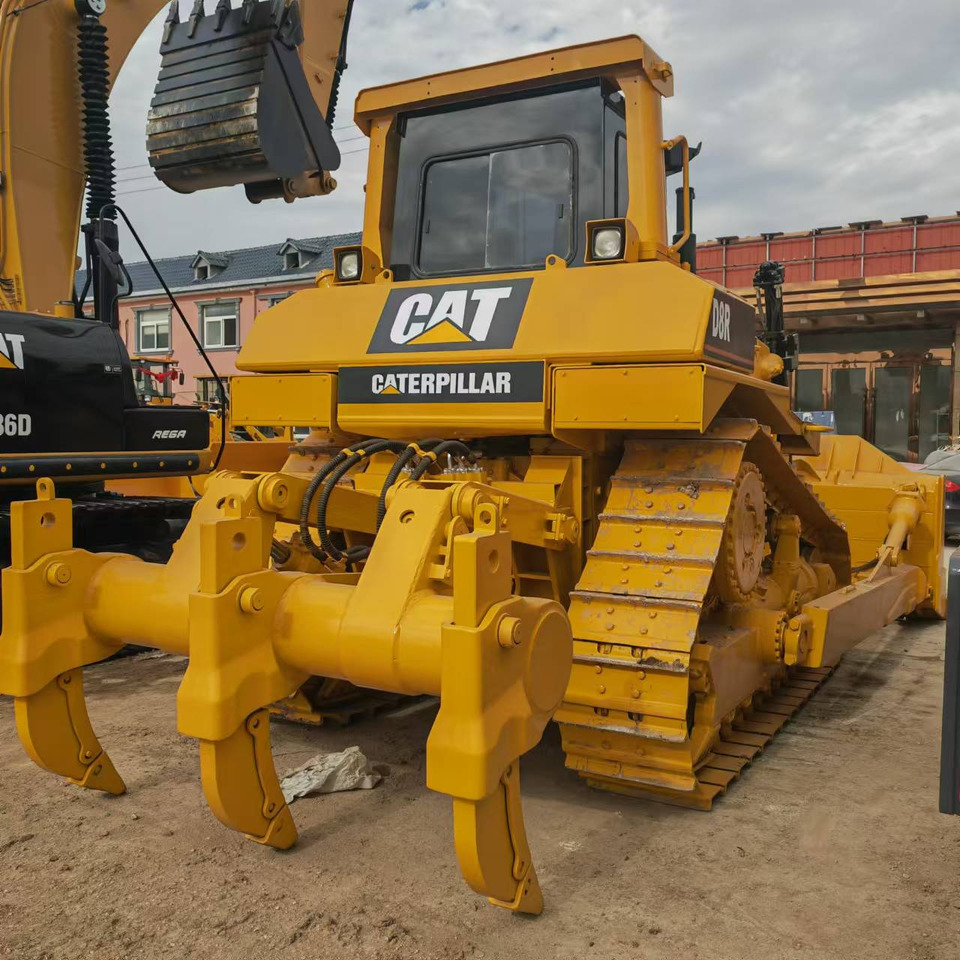 Bulldozer CATERPILLAR D8R: foto 15