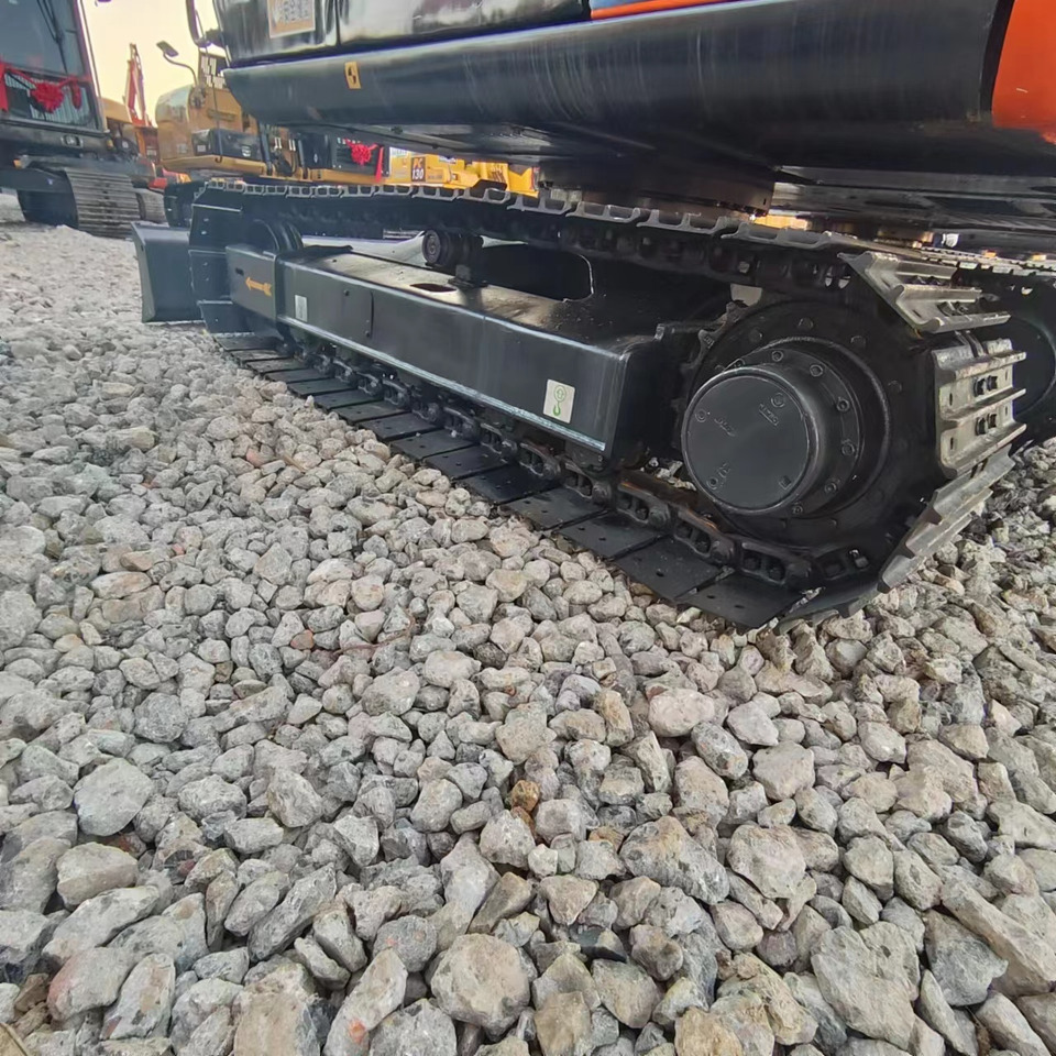Excavadora de cadenas HITACHI ZX70: foto 10