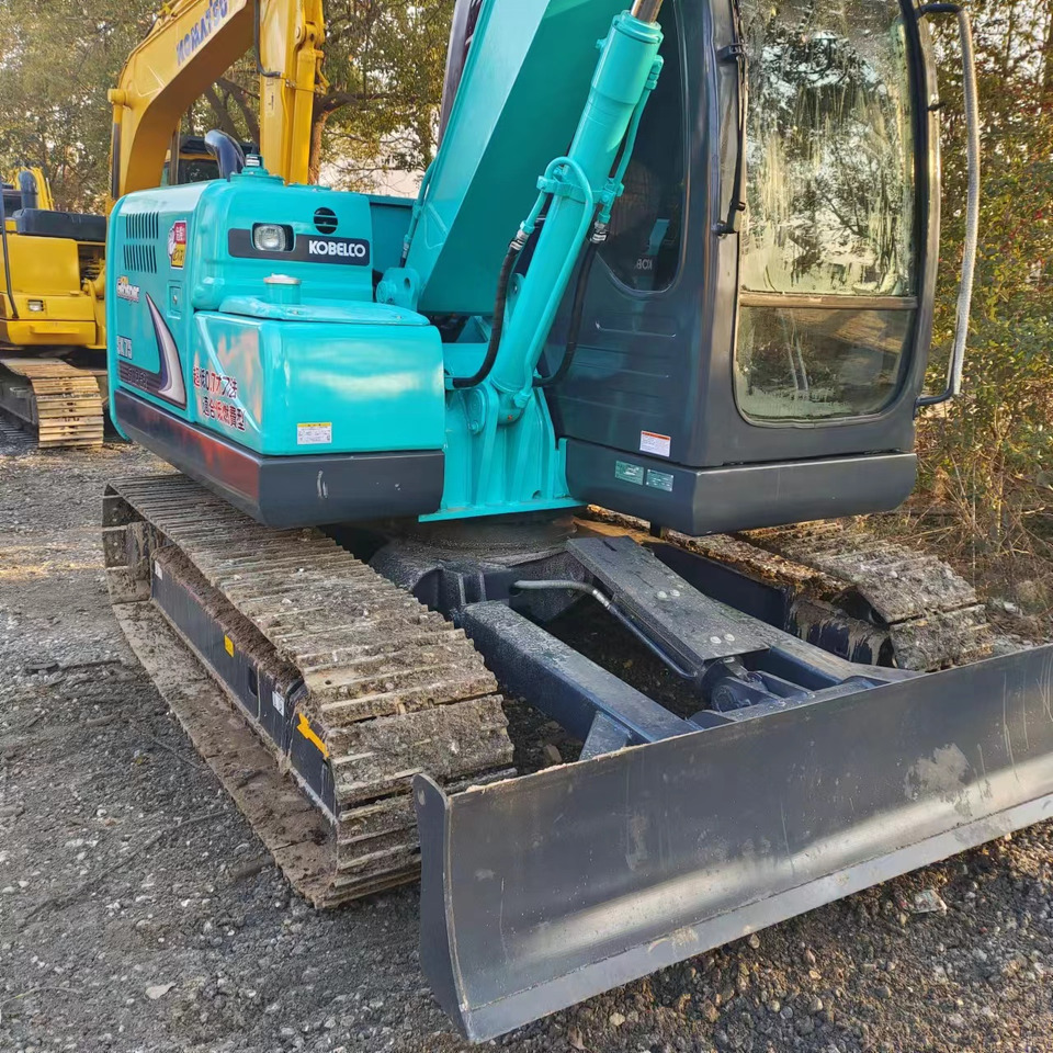 Excavadora de cadenas KOBELCO SK75: foto 8