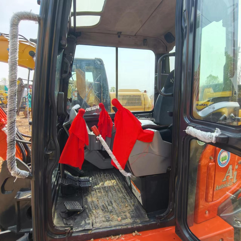 Excavadora de cadenas KUBOTA KX165-5: foto 6