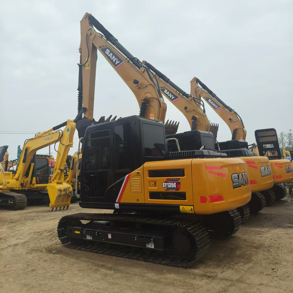 SANY SY135C - Excavadora de cadenas: foto 1 SANY SY135C - Excavadora de cadenas: foto 1