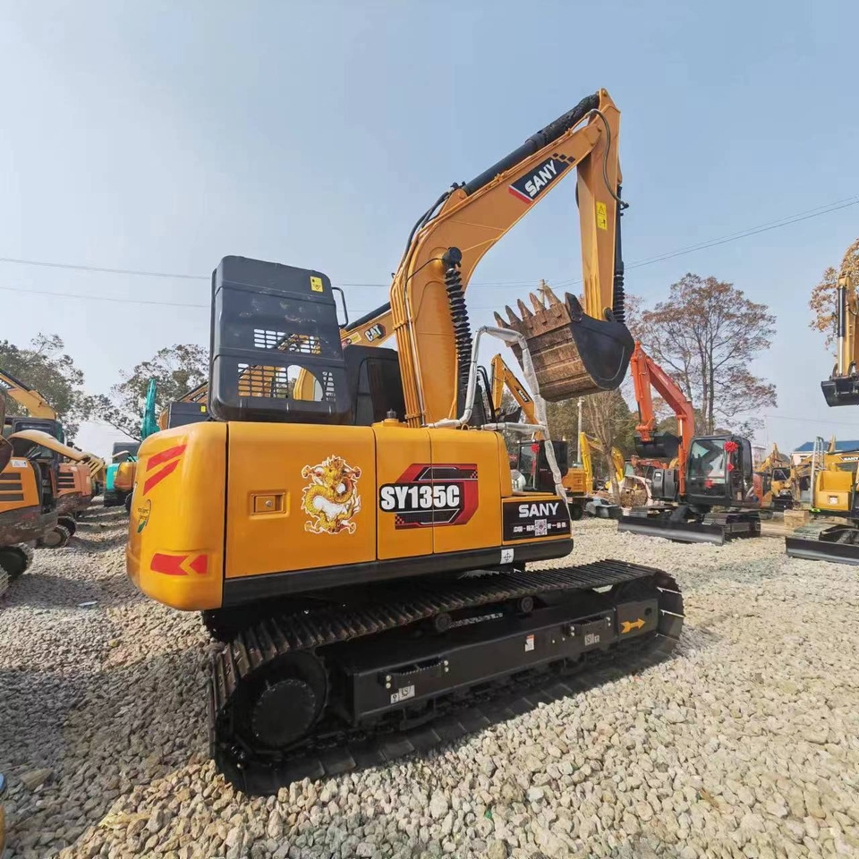SANY SY135C - Excavadora de cadenas: foto 1 SANY SY135C - Excavadora de cadenas: foto 1