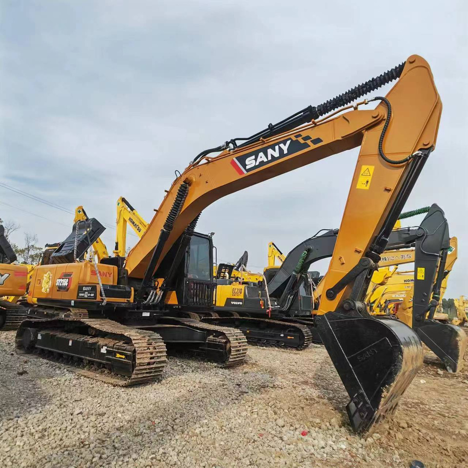 SANY SY215C - Excavadora de cadenas: foto 4 SANY SY215C - Excavadora de cadenas: foto 4