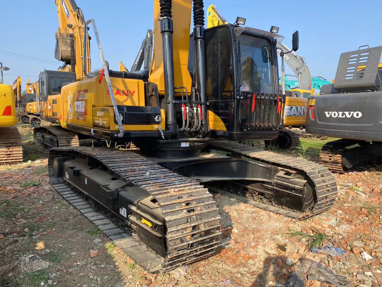 Excavadora de cadenas SANY SY235H: foto 22