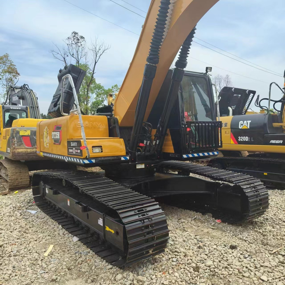 SANY SY235H - Excavadora de cadenas: foto 4 SANY SY235H - Excavadora de cadenas: foto 4