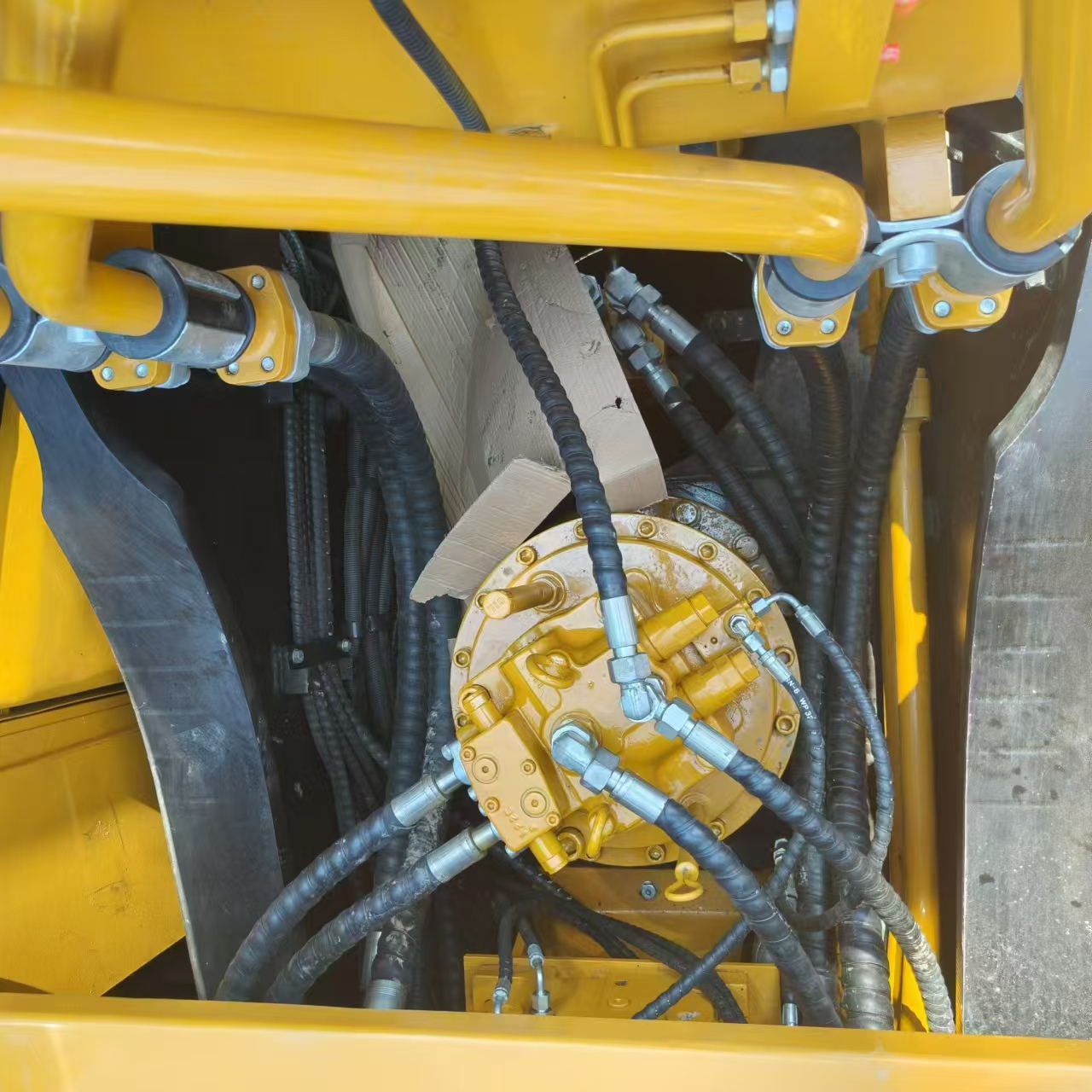 Excavadora de cadenas SANY SY365H: foto 22 Excavadora de cadenas SANY SY365H: foto 22