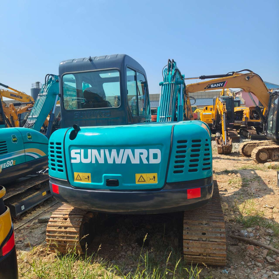 Excavadora de cadenas SUNWARD SWE 80E: foto 6