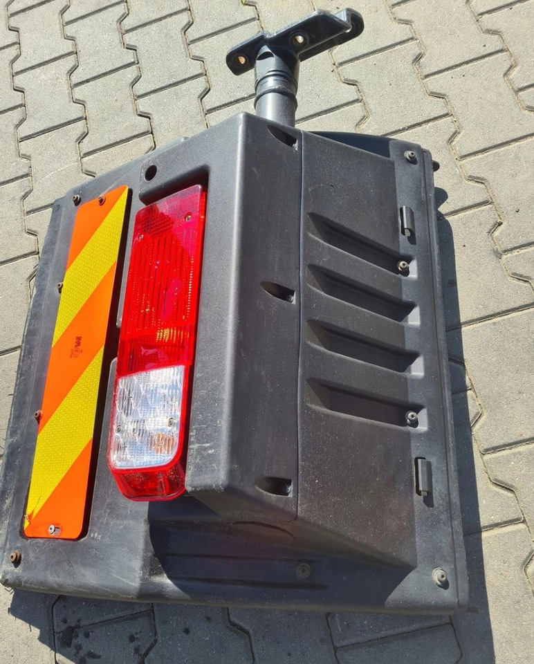 BŁOTNIK KOMPLETNY PRAWY TYŁ LAMPA CHLAPACZ MOCOWANIE FORD F-MAX CARGO - Guardabarros: foto 4 BŁOTNIK KOMPLETNY PRAWY TYŁ LAMPA CHLAPACZ MOCOWANIE FORD F-MAX CARGO - Guardabarros: foto 4